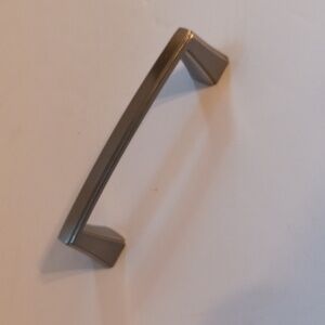 Lot of 25 identical Loft 3 1/4-inch satin nickel cabinet pulls